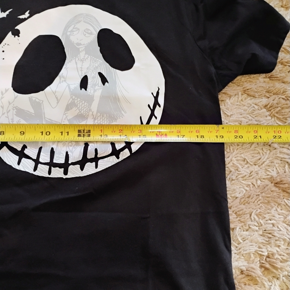 Old Navy  Jack Skellington Nightmare Before Christmas Disney Black T-shirt - Picture 5 of 7